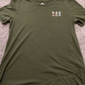 A army green short sleeve crew neck t-shirt